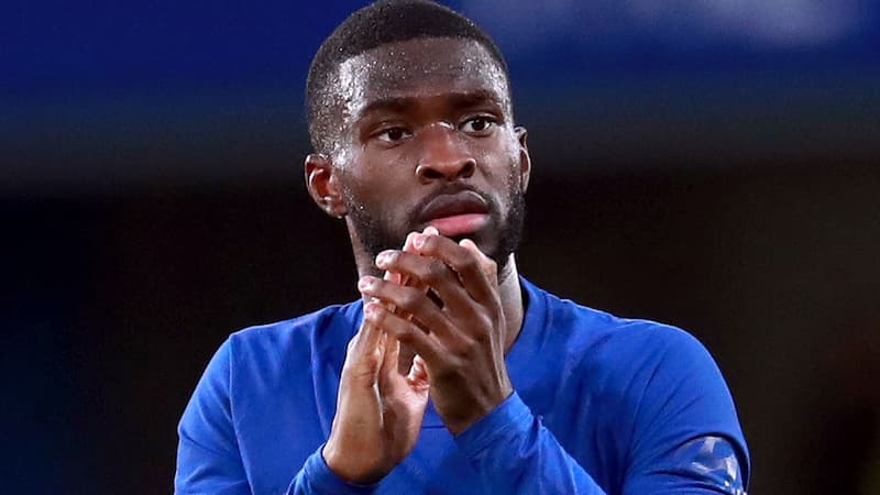 Danh hiệu cao quý mà Fikayo Tomori giành được