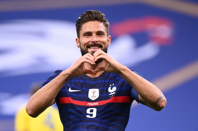 Phong cách thi đấu trên sân của Olivier Giroud